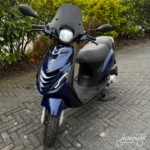 Piaggio zip 2021 2021 zwart — voorkant geel kenteken te koop bij Hovingh Scooters Groningen