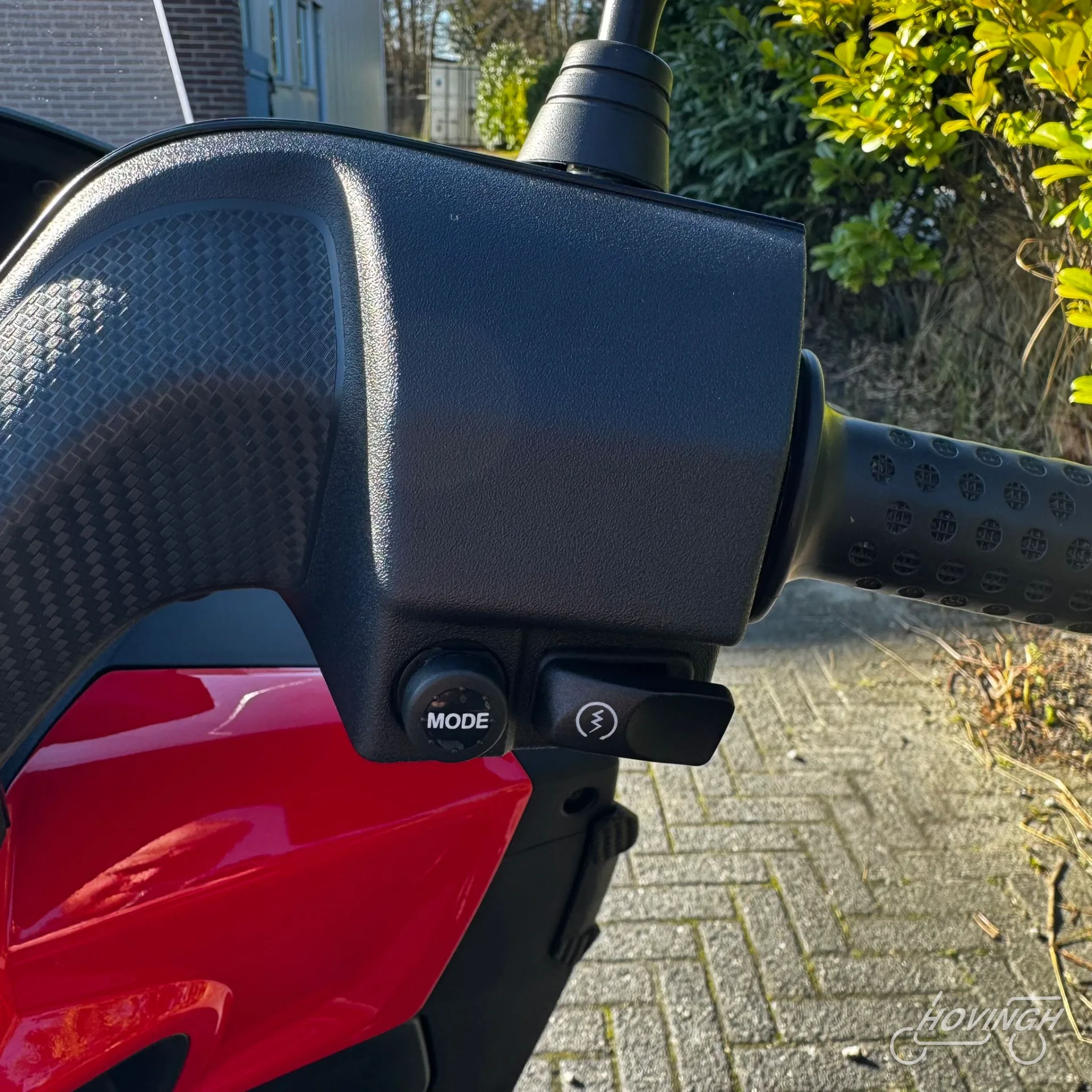 Aprilia SXR 50 2024 rood detail