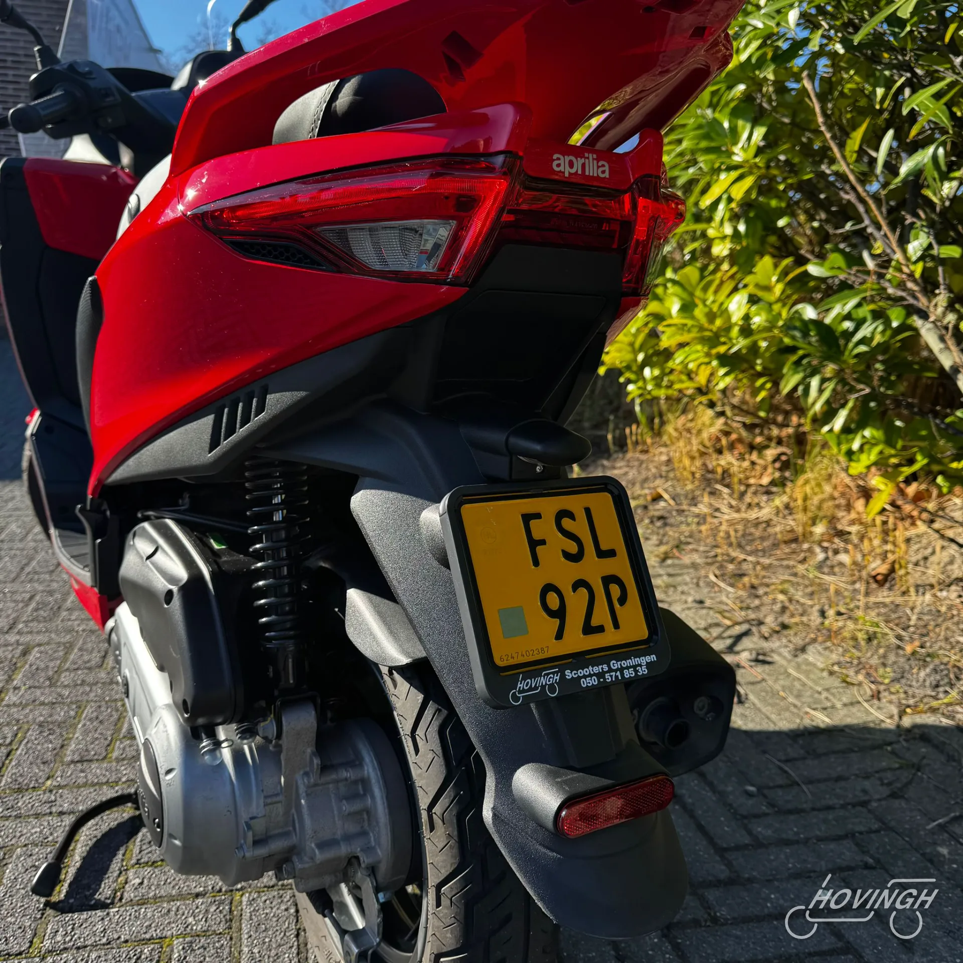 Aprilia SXR 50 2024 nummerplaat geel kenteken