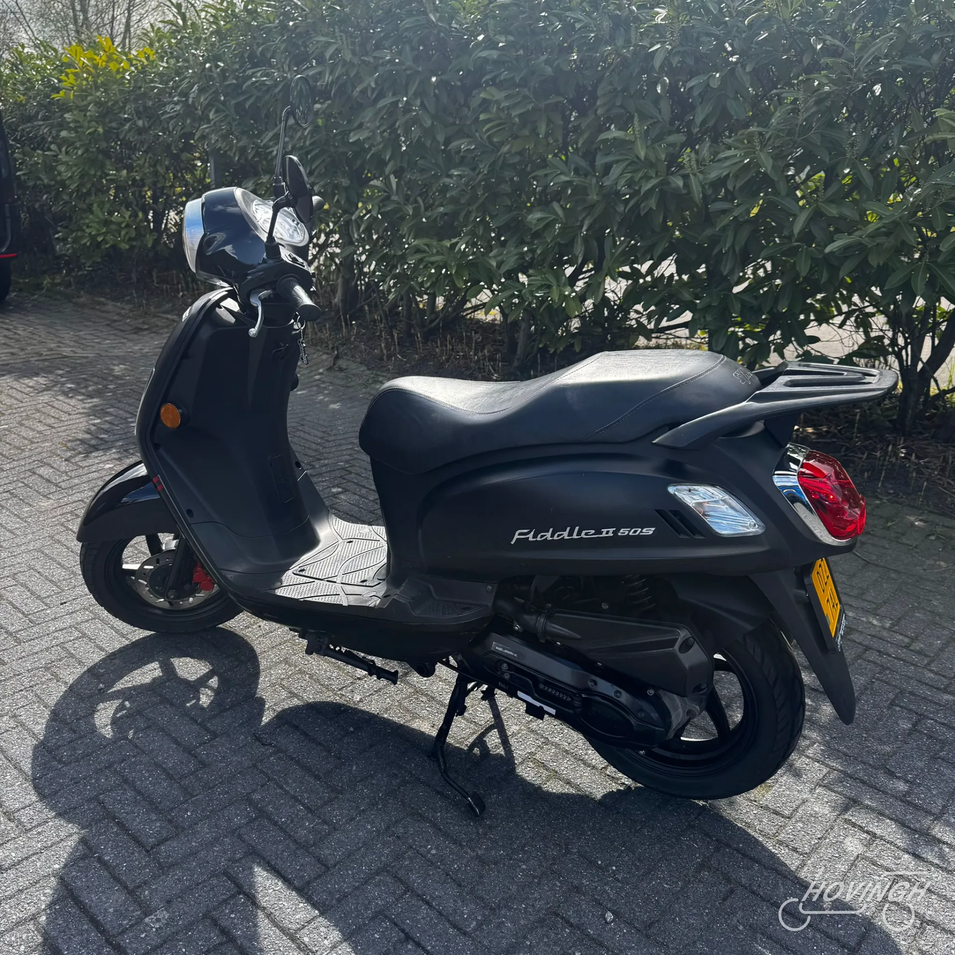 Sym Fiddle2 2020 zwart linkerzijkant