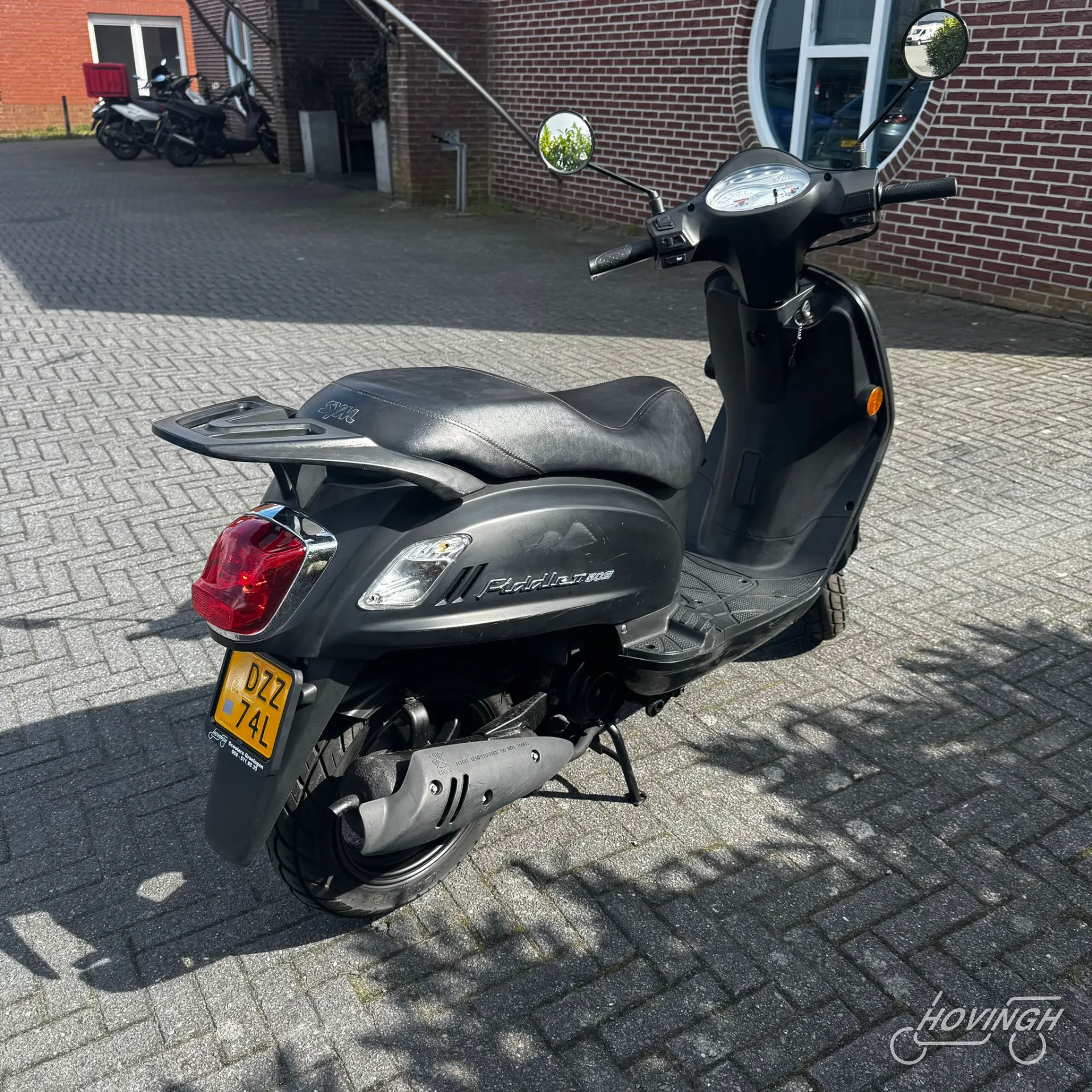 Sym Fiddle2 2020 zwart rechterzijkant