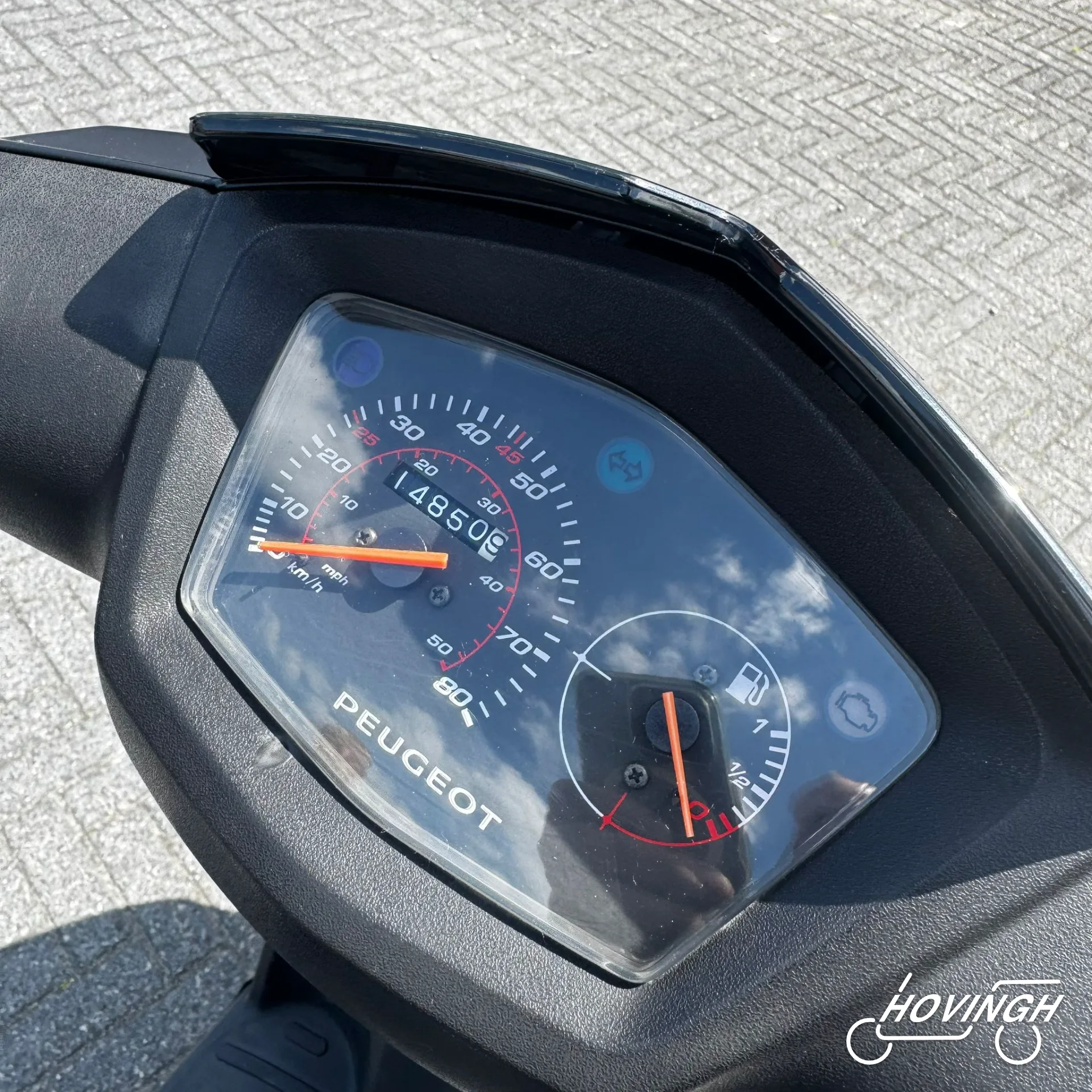 Peugeot Kisbee 2019 kilometerstand display — 14850 km