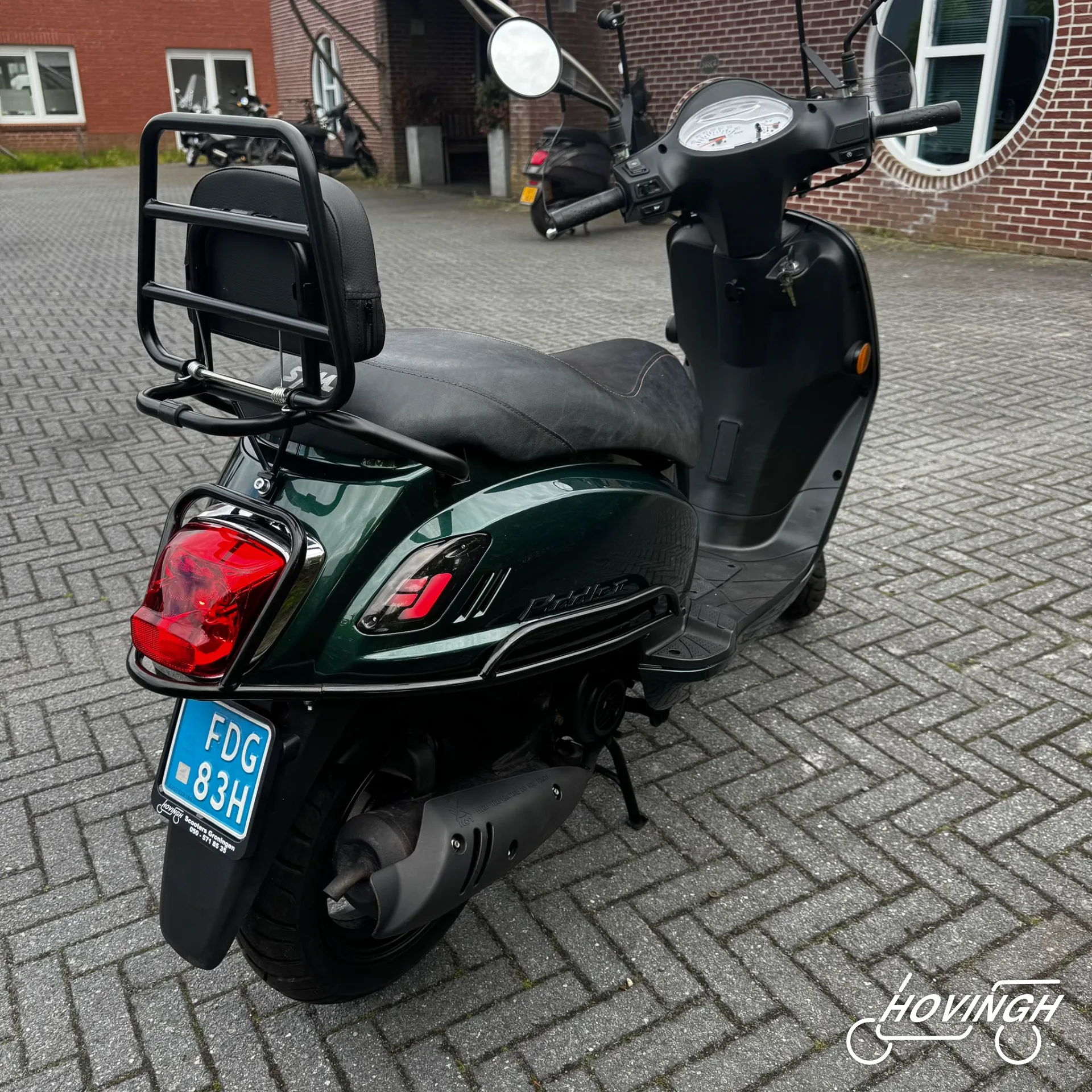 Sym Fiddle2 2020 jaguar green rechterzijkant
