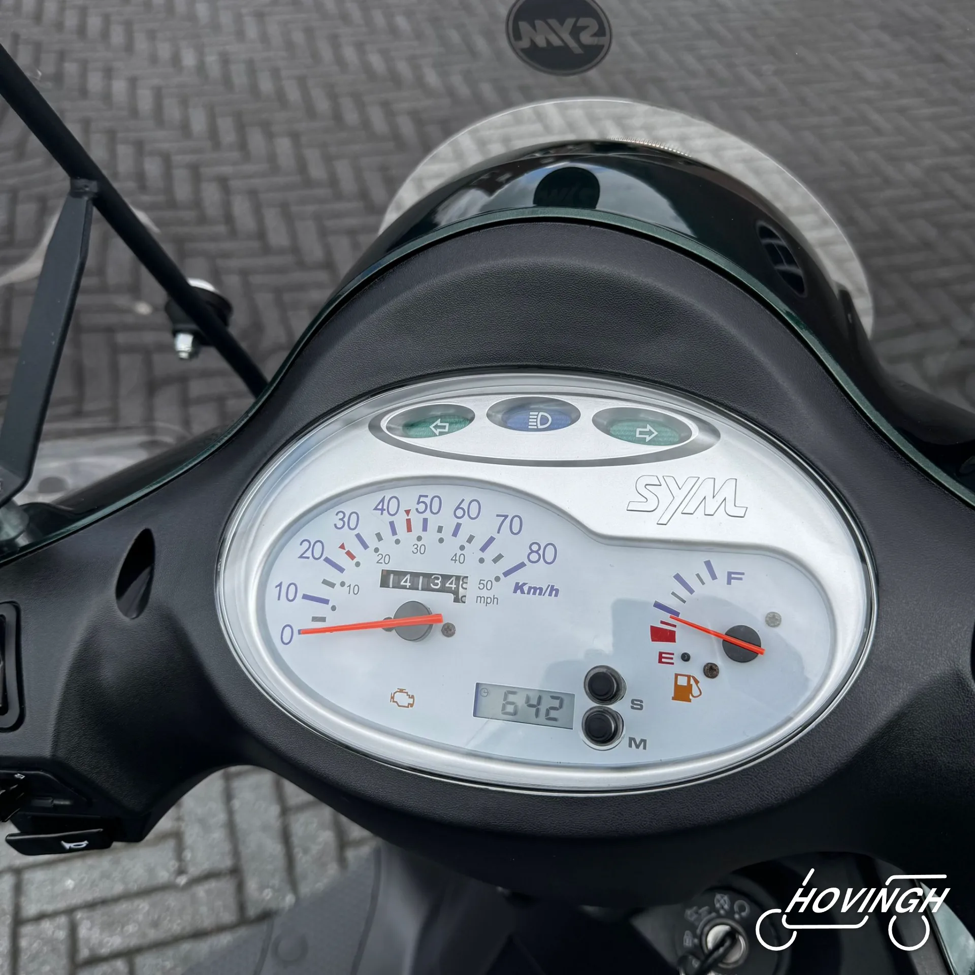 Sym Fiddle2 2020 kilometerstand display — 14134 km