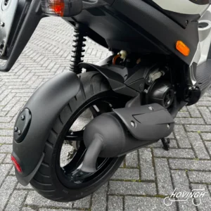 Piaggio NRG POWER 2013 uitlaat
