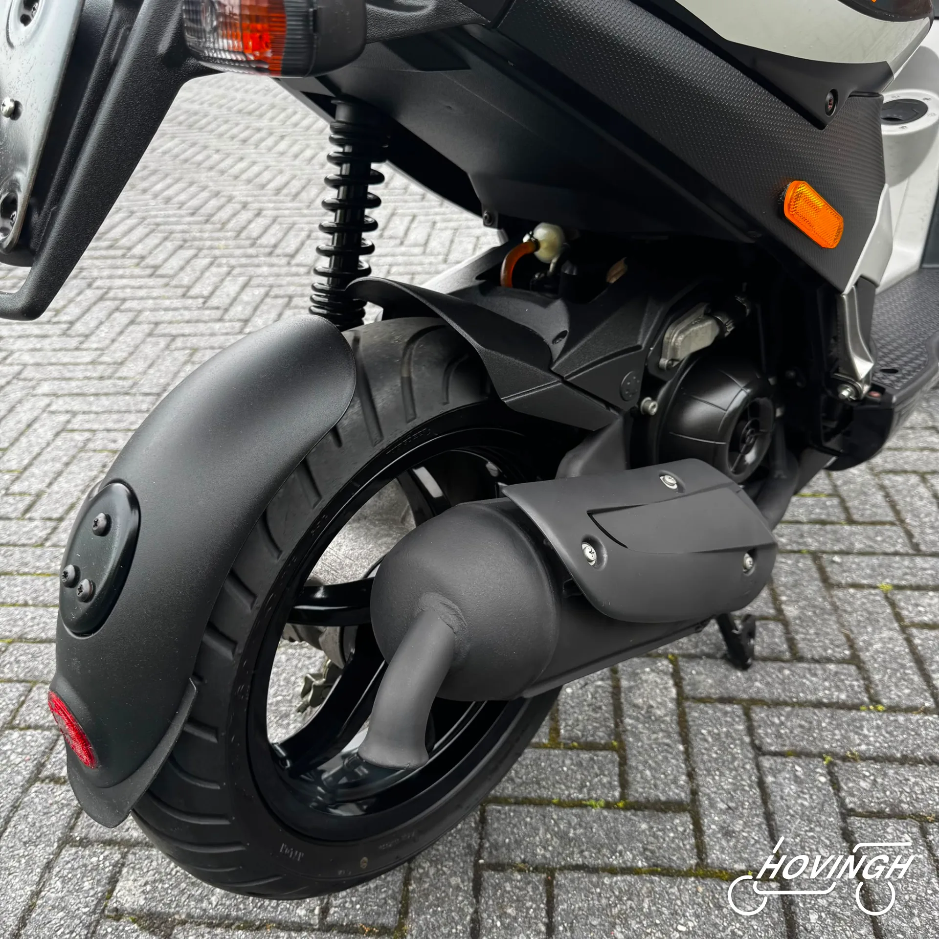 Piaggio NRG POWER 2013 uitlaat