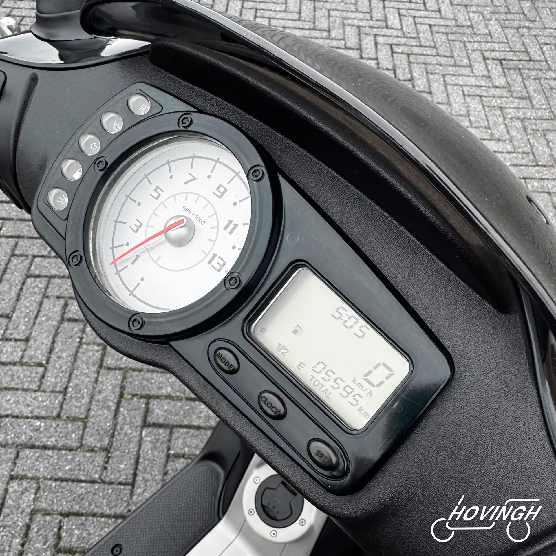 Piaggio NRG POWER 2013 kilometerstand display — 5500 km
