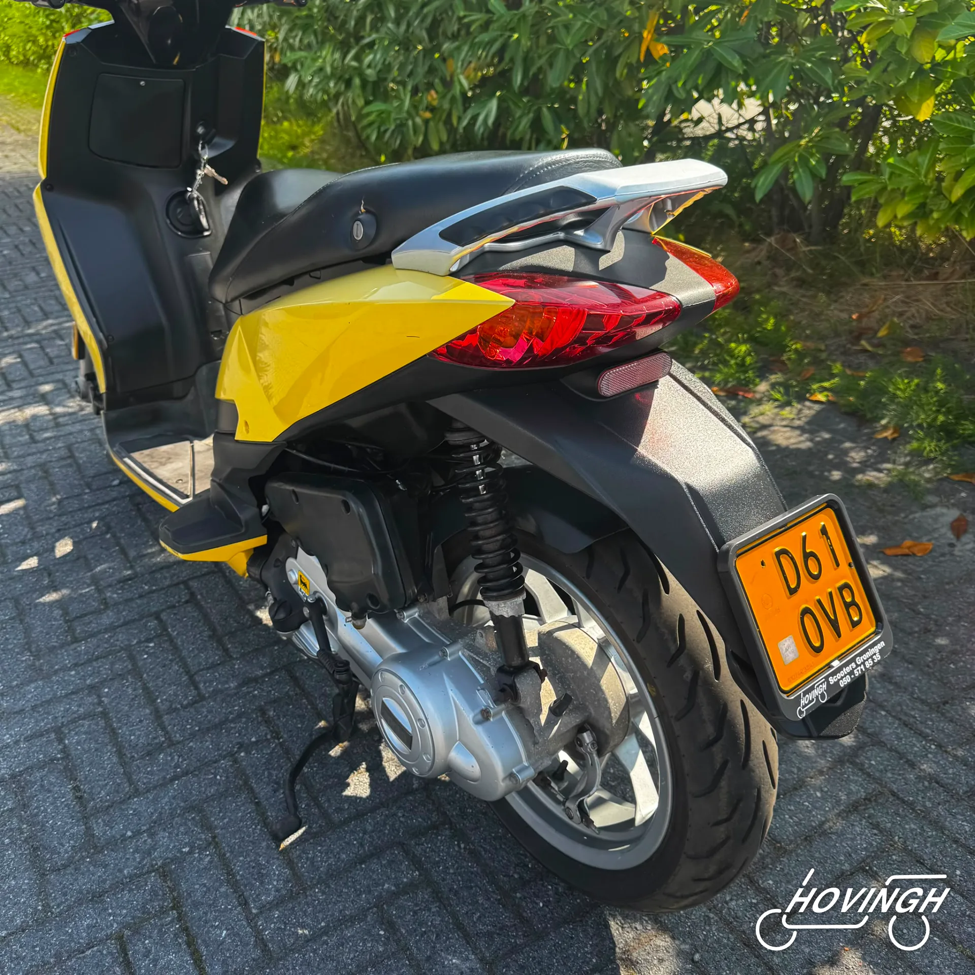 Aprilia Sportcity 4T 2010 nummerplaat geel kenteken