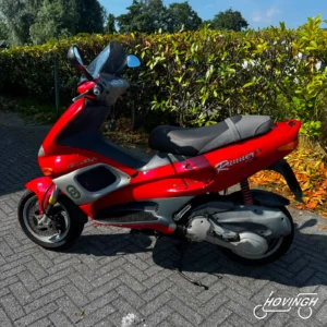 Gilera Runner FXR 180 1998 rood linkerzijkant