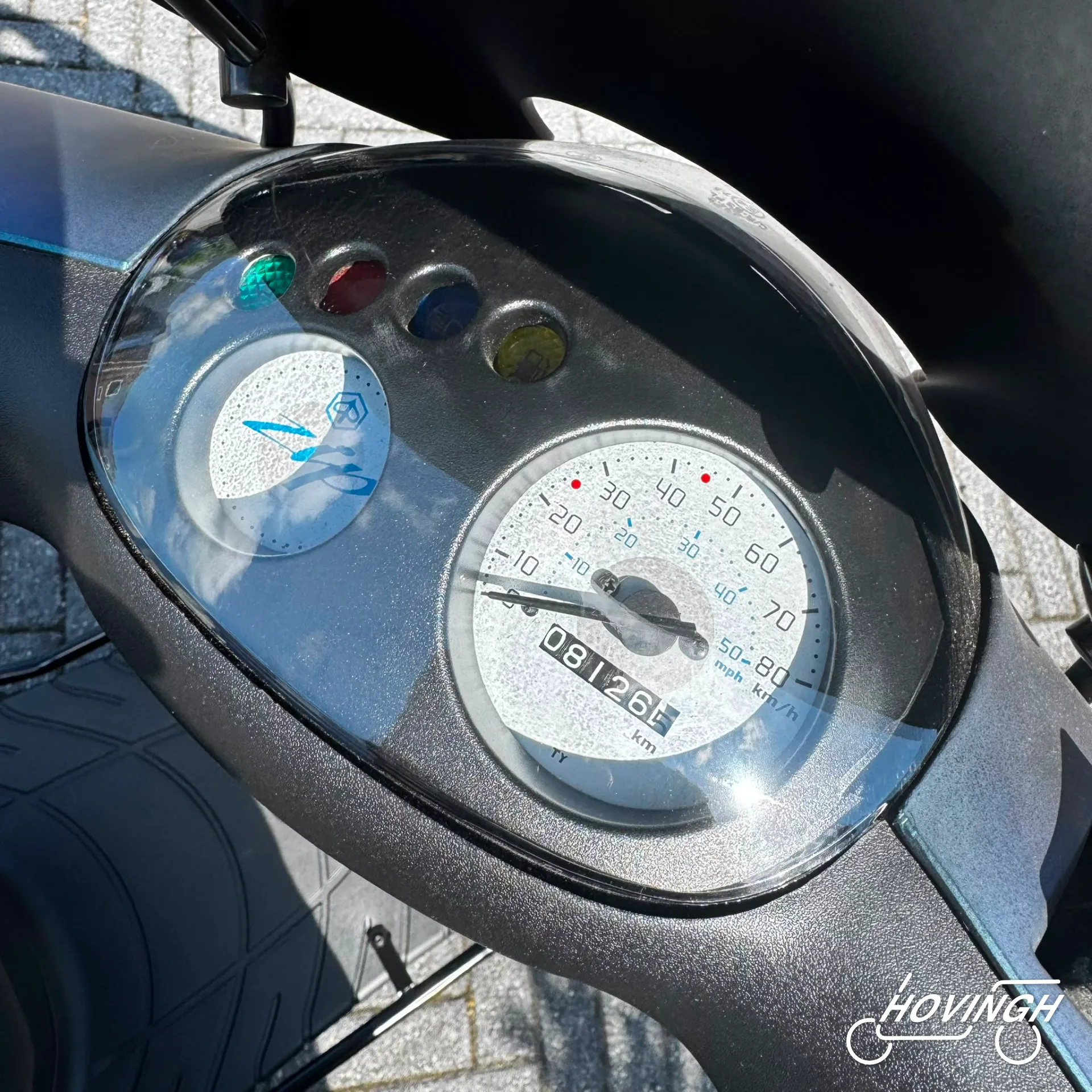 Piaggio zip 4T mat cameleon 2006 kilometerstand display — 8126 km