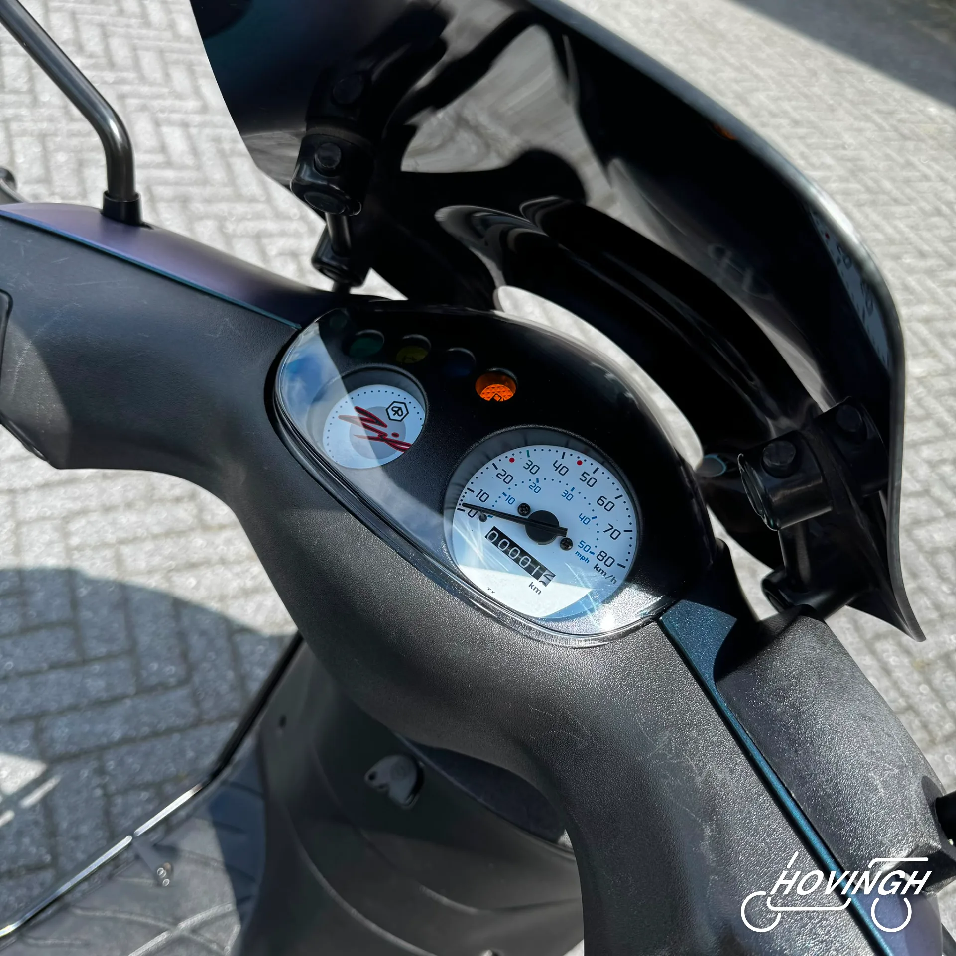 Piaggio Zip 4T 2020 kilometerstand display — 6500 km