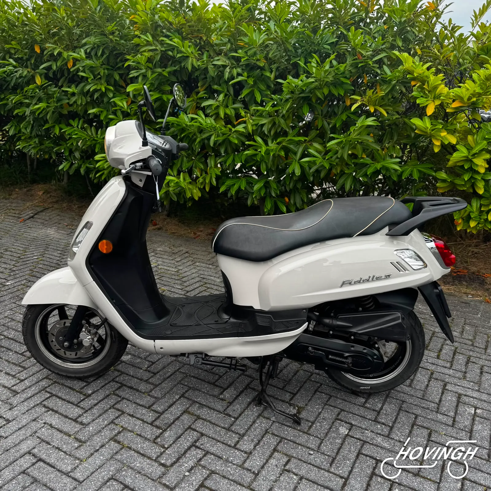 Sym Fiddle 2 2018 grijs / creme linkerzijkant