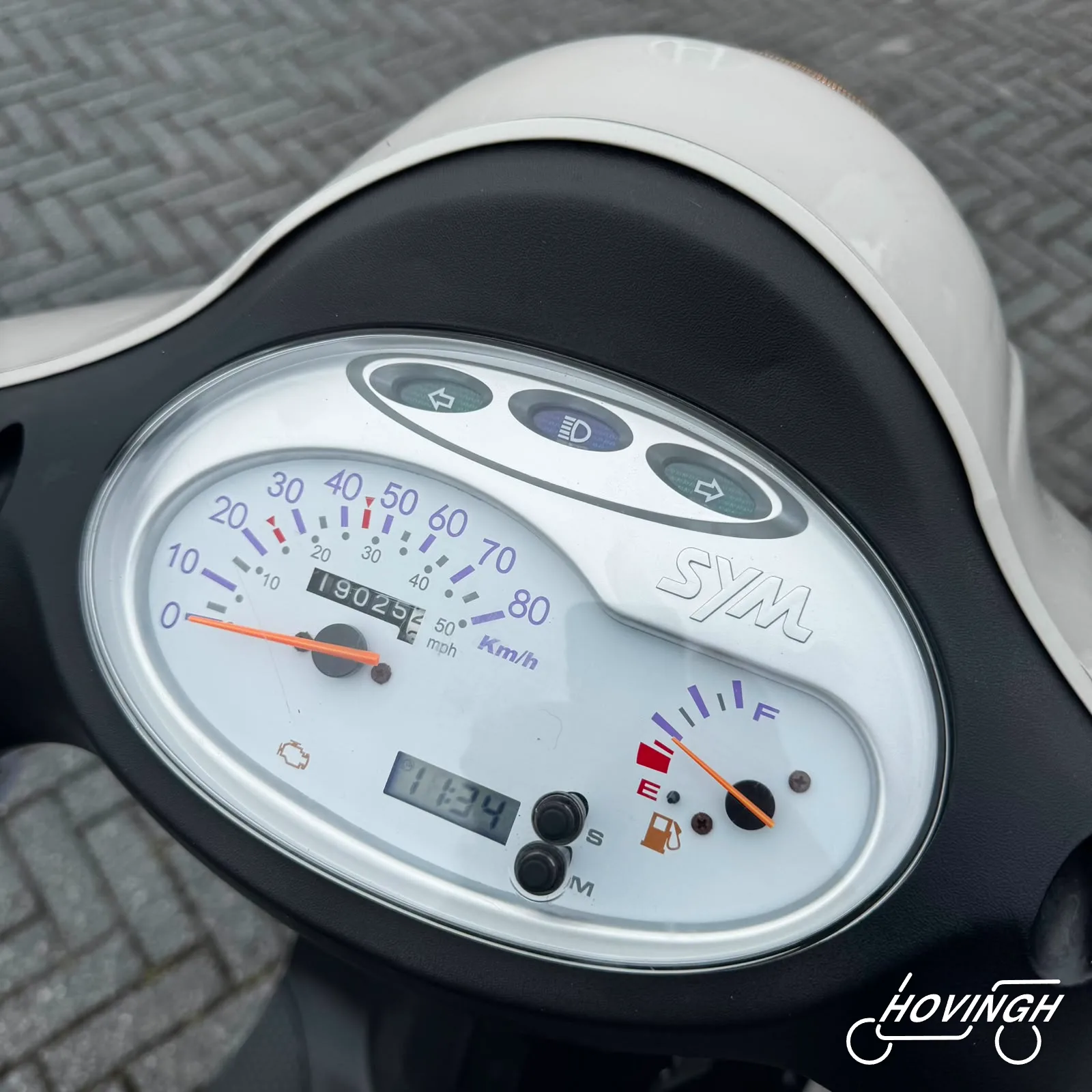 Sym Fiddle 2 2018 kilometerstand display — 19025 km