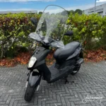 Sym orbit 2 2012 zwart — voorkant blauw kenteken te koop bij Hovingh Scooters Groningen