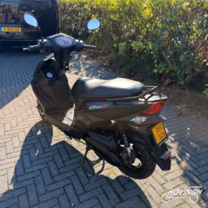 Sym Orbit 3 2019 mat zwart achterkant aanzicht