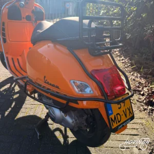 Vespa GTS 300 2014 nummerplaat geel kenteken